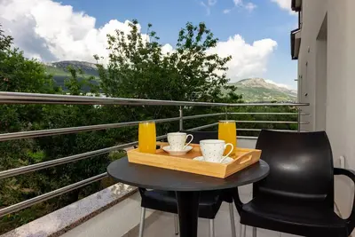 Image de Modern Apartments with Private Balcony - Deluxe One Bedroom Apartment