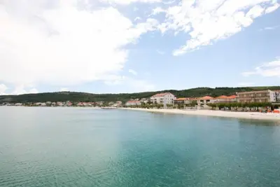 Image de Spacious Beachfront Apartment Ciovo - Four Bedroom Apartment with Sea View