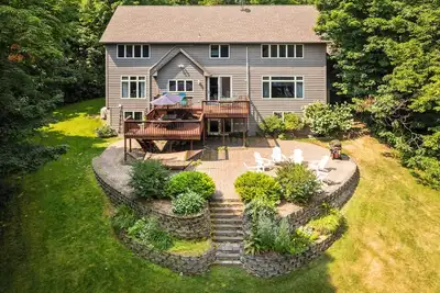 Image de Lake Home on Pokegama w/dock, sauna, game room.