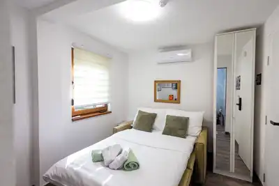 Image de Cozy apartment in marvelous Sarajevo with WiFi, Ac