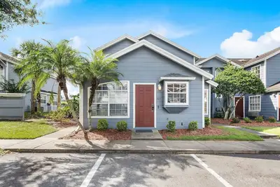 Image de Cozy&Peaceful Family Getaway Near Disney and more!