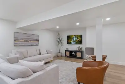 Image de Clean and Modern 2-bedroom Apartment in beautiful Mountain Green