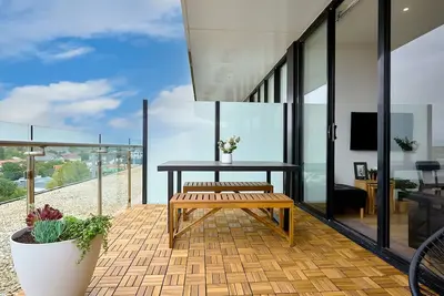 Image de Stylish Urban Retreat Prime Location