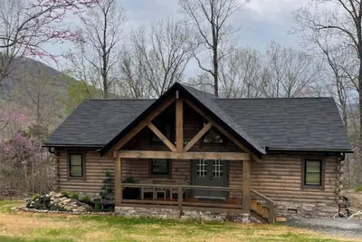 Image de Bear Top w/ Ev Charger