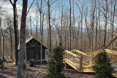 Bear Top Hideout\n\n
