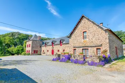 Image de Maison de vacances 'Gîte Le Champ Du Bois' avec terrasse privée, jardin privé et Wi-Fi
