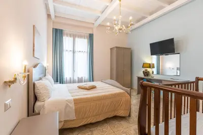 Image de Appartement 'Al Duomo - Appartamento Deluxe' avec terrasse partagée, Wi-Fi et climatisation