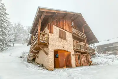 Image de Appartement 'Souveraine 3 Charmant Appartement' avec vue sur les montagnes, balcon et Wi-Fi