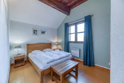 Image de Appartement 'Bercail 4 Charmant Appt Alpe D'Huez' avec vue sur montagne et balcon