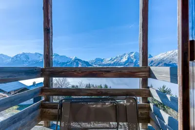 Image de Appartement \"Regain 6\" avec vue sur montagne et balcon