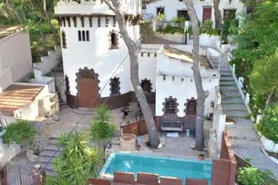 Image de Maison de campagne \"Casa Rural El Castillico\" avec vue sur les montagnes, piscine privée et Wi-Fi
