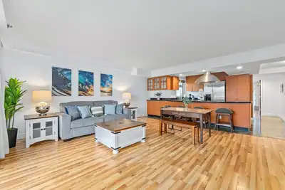 Image de Honu Hale Waikiki: 2bdr  Spacious Panoramic View