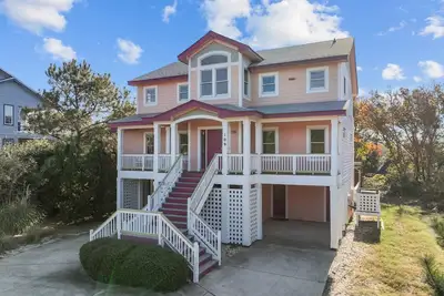 Image de 3947 - Leg-O Duck, a spacious 6-bedroom home in the charming Duck, Nc, perfect for family getaways.