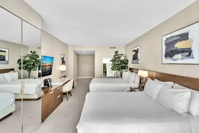 Image de Two Bedroom Suite - Water Views