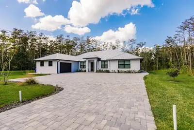 Image de Tranquil retreat w/ private pool, Ac, W/D, WiFi, and near attractions