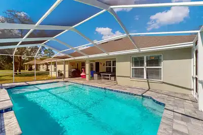 Image de Family and dog friendly retreat with private pool, game room, Wifi and Ac