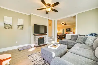 Image de Deck & Fire Pit: Peaceful Home in Elmira