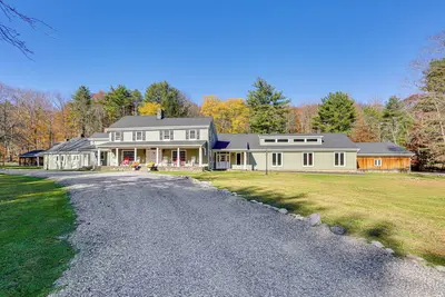 Image de Indoor Pool, Gym & More: Catskills 'Retreat House'