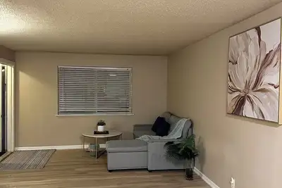 Image de Charming 1-bedroom townhome in serene Fairbanks with WiFi