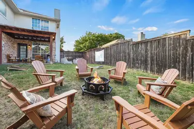 Image de 4bd Home - Backyard, Games - Toyota Stadium Nearby