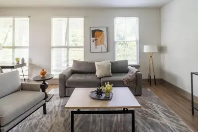 Image de Landing | Stunning 2bd, Yoga Studio, Gym