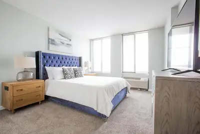 Image de Landing at Three Rivers - 2 Bedrooms in Central. . .