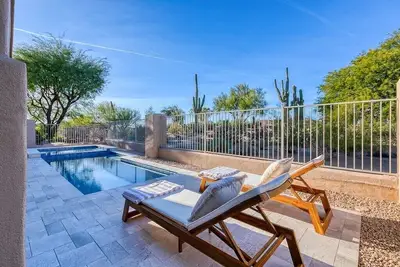 Image de Saguaro Sanctuary at Legend Trail:  Stay in Style, Luxury & Serenity