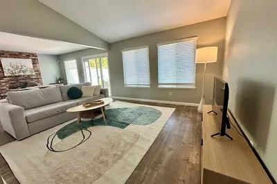 Image de Spacious 4bd/2ba single story family home in safe and quiet neighborhood