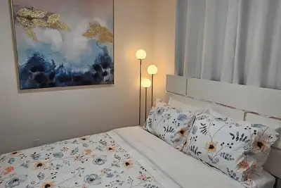 Image de Comfy Stay: Comfy 2-bedroom private suite close to amenities in Mission