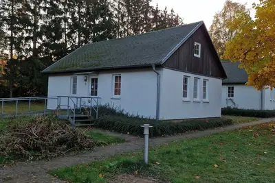 Image de Cozy vacation bungalow for 2 in Gristow in quiet surroundings Dog allowed