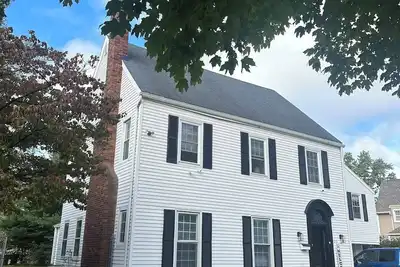 Image de Huge 7-bedroom house Sleeps 22 Great fire pit. . 25 Miles to Notre Dame Entrance