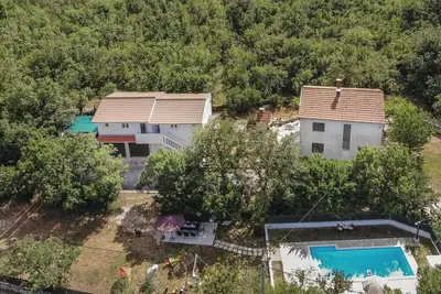 Image de Spacious Prgomet Retreat with Private Pool, Fitness Centre, and Garden - Three Bedroom Villa