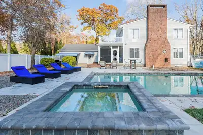Image de Huge 7 bedroom house - pool, hot tub, full bar, close to Avalon & Stone Harbor