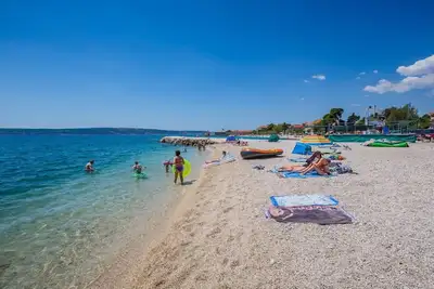 Image de Chic and Stylish Kastel Novi Apartment with Pool - Five Bedroom Apartment With Pool