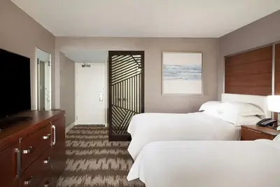 Image de Tampa Stay | 2 Relaxing Family Ready Rooms w/ Access to Outdoor Pool
