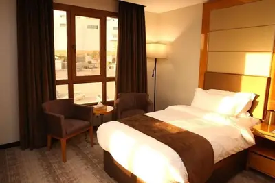 Image de Gloria Hotel | Superior Double or Twin Room | Close to King Hussein Park