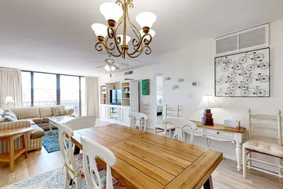Image de Sea Colony 3rd floor condo w/ free WiFi, tennis court, and shared sauna