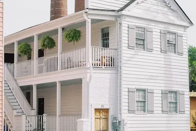 Image de Downtown - Near Historic Cigar Factory w/ Parking