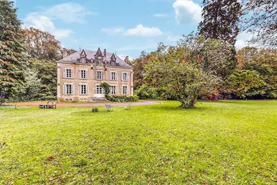 Image de Maison au bord du lac à Saint-Lyphard