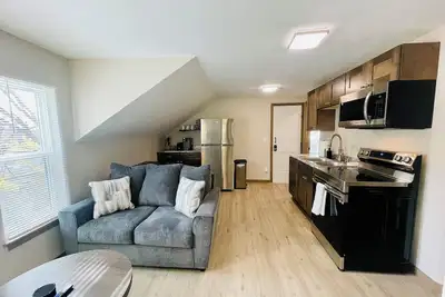 Image de The Platinum Loft - A Central Modern Stay - Dogs Welcome
