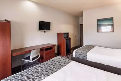Image de Perfect Morgantown Base - Your Comfortable Room Awaits | Free Breakfast