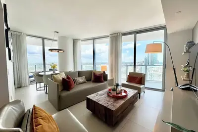 Image de Ocean-View Corner 1br-1ba - 18th Floor, Lyfe Resort & Residences