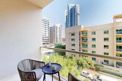Image de Al Samar 3 - Chic Upgraded Studio in The Greens