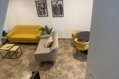 Spectacular Duplex In The Center
