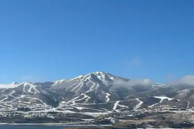 Image de Views of lake and Deer Valley & activities: Ski, Golf, Boating, Concerts, Biking