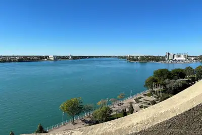 Image de 2-Bedroom Condo with WiFi, Ac with Million Dollar View of the St. Clair River