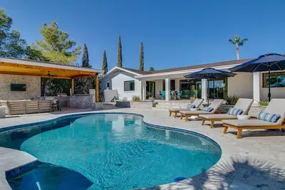 Image de Luxury Fountain Hills Home w\/Breathtaking Views!