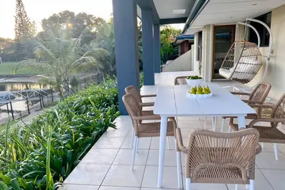 Image de Broadbeach Waterfront Retreat