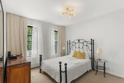 Image de Charming 3-bedroom townhome with Garden. 25 mins from the city