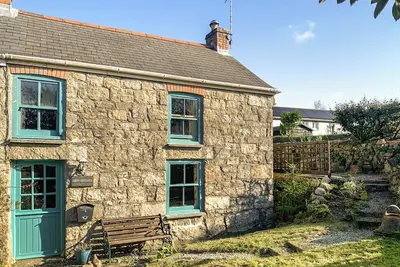 Image de 2 chambres à coucher à Helston